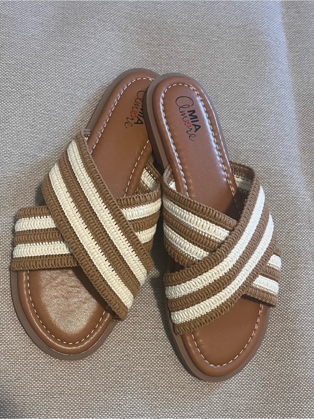 Mia Amore Nancee Tan & White Striped Slide Sandals size 7.5